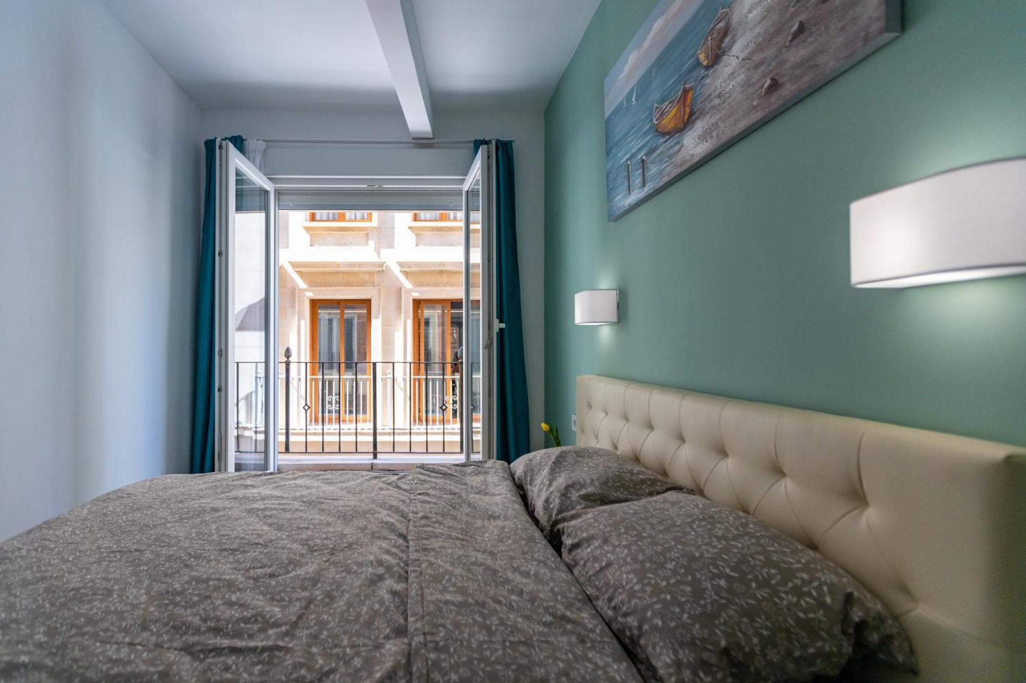 New Beach Apartments Аликанте Екстериор снимка