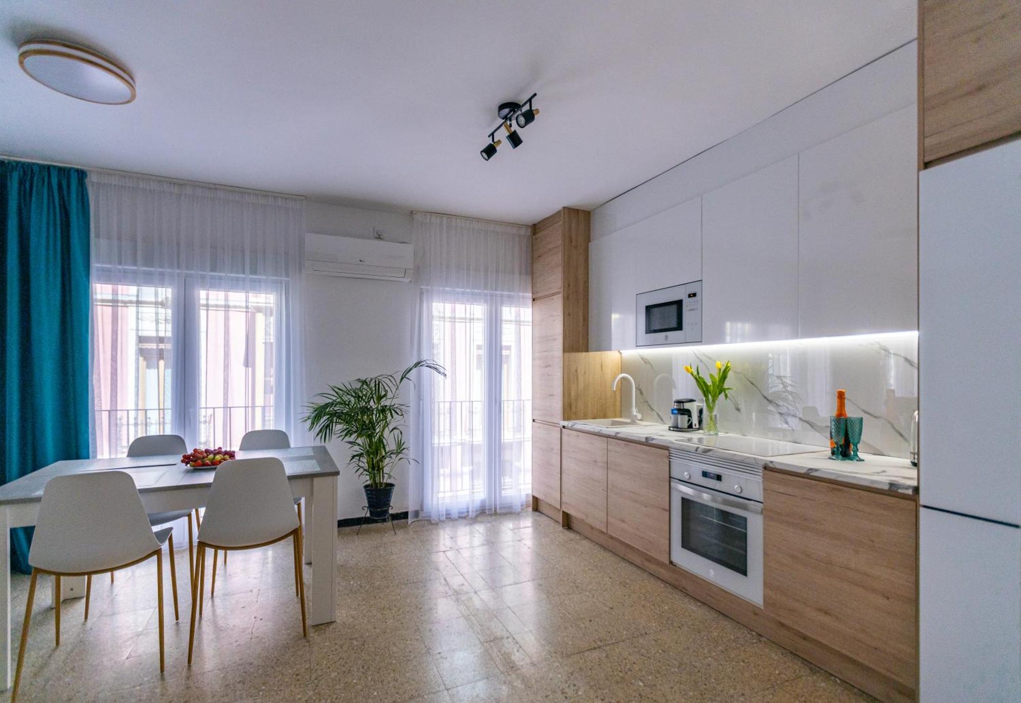 New Beach Apartments Аликанте Екстериор снимка